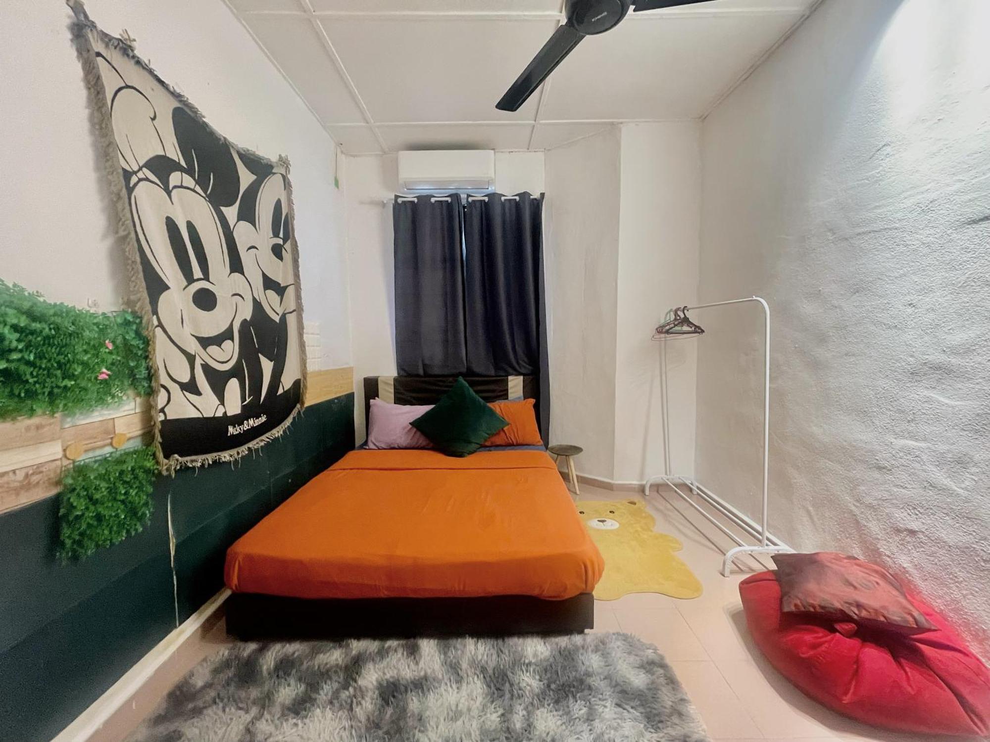 Cozy 255 Entire 3 Bedroom House At Alma Букит Мертаджам Екстериор снимка